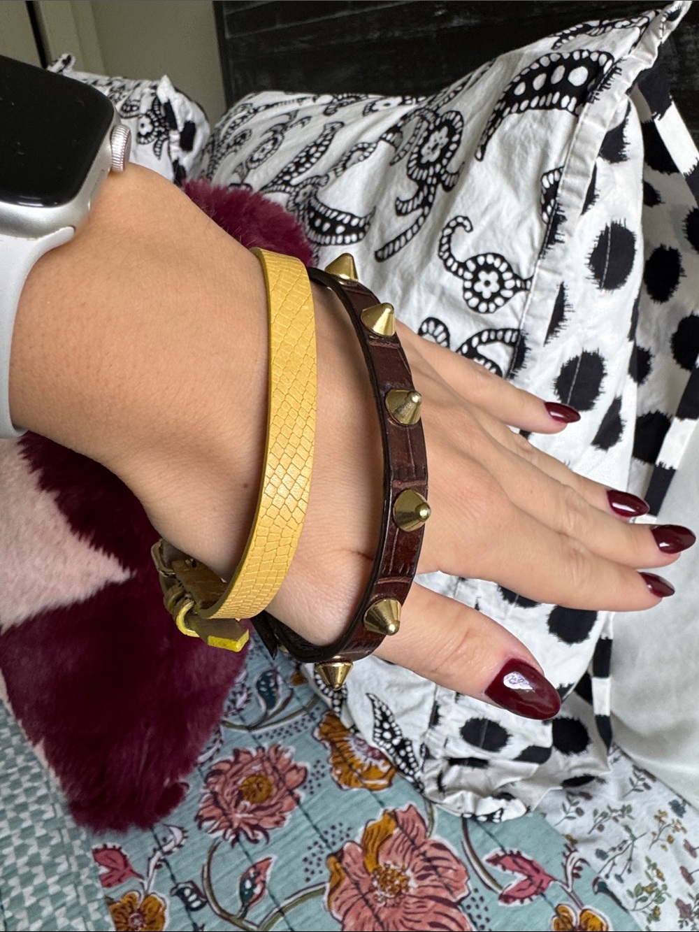 RARE GOLDEN GOOSE BANDS